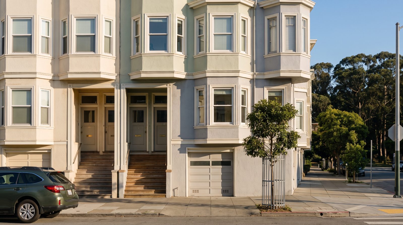 Pre-1979 rent-controlled flats in San Francisco's Inner Richmond, the kind of building a banked rent increase cap would affect.