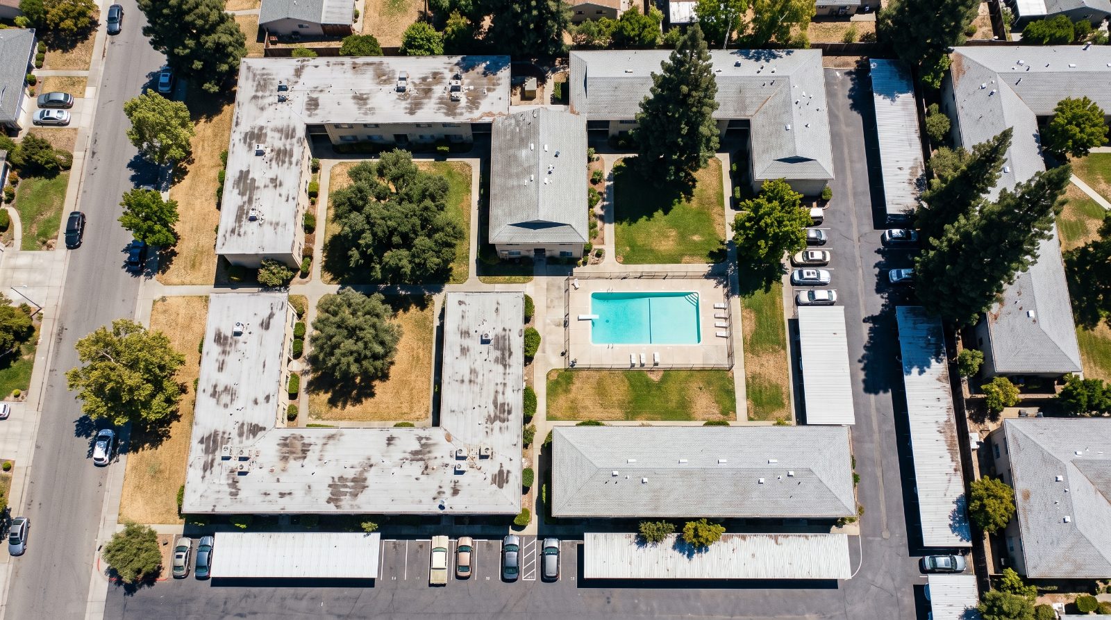 Overhead drone view of 1960s garden apartment complexes in Mountain View, the type of housing covered by the R3 zoning update