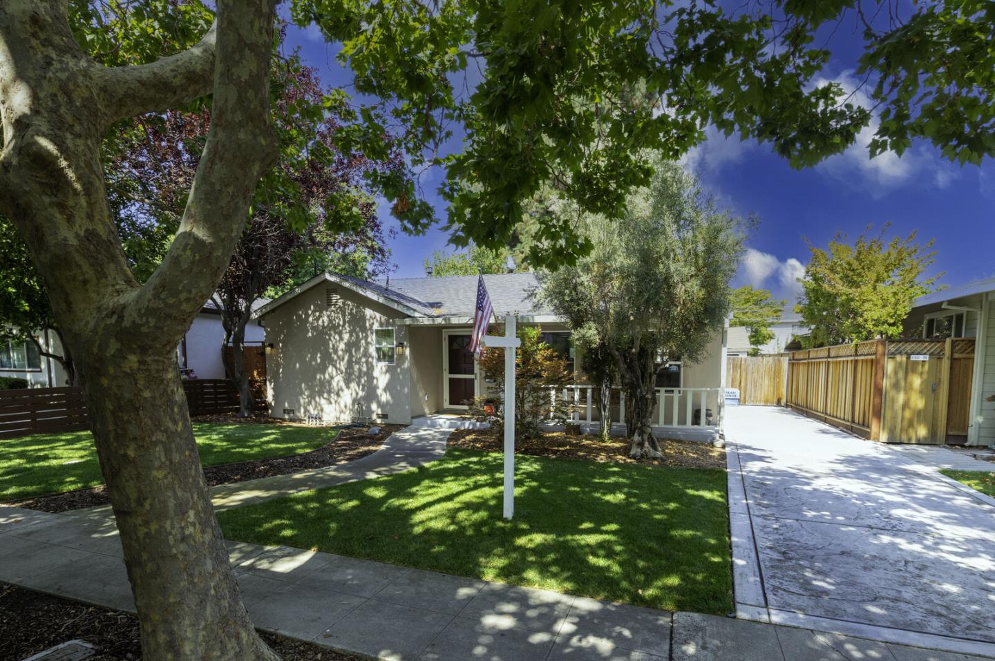 Neighborhood Neighborhood-50