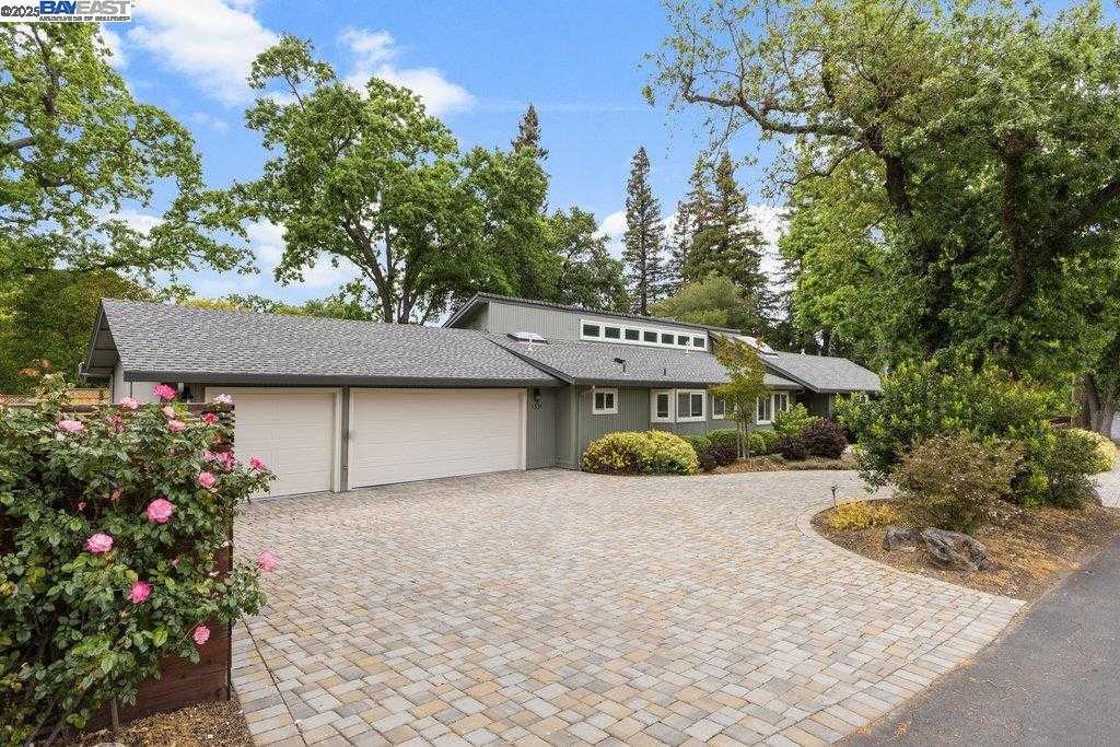 Neighborhood Neighborhood-35