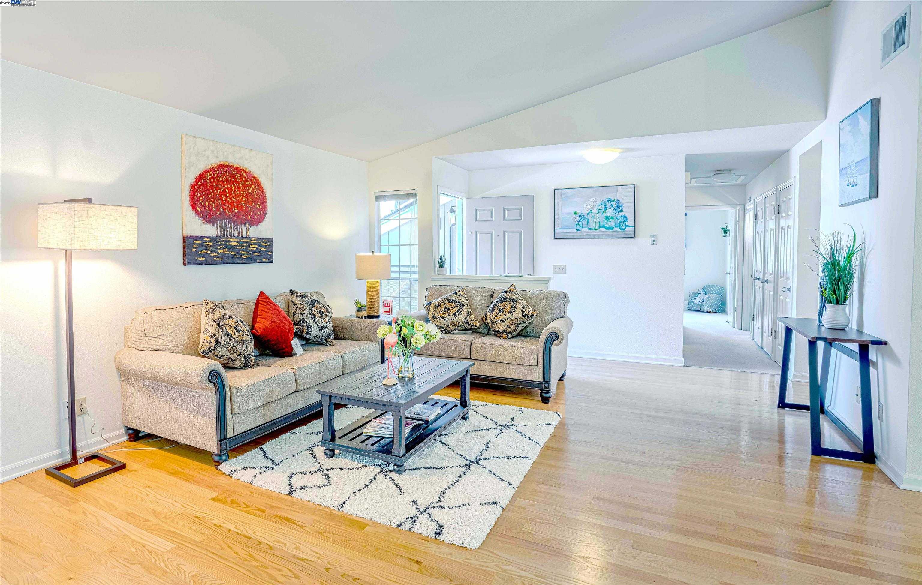 Neighborhood Neighborhood-3