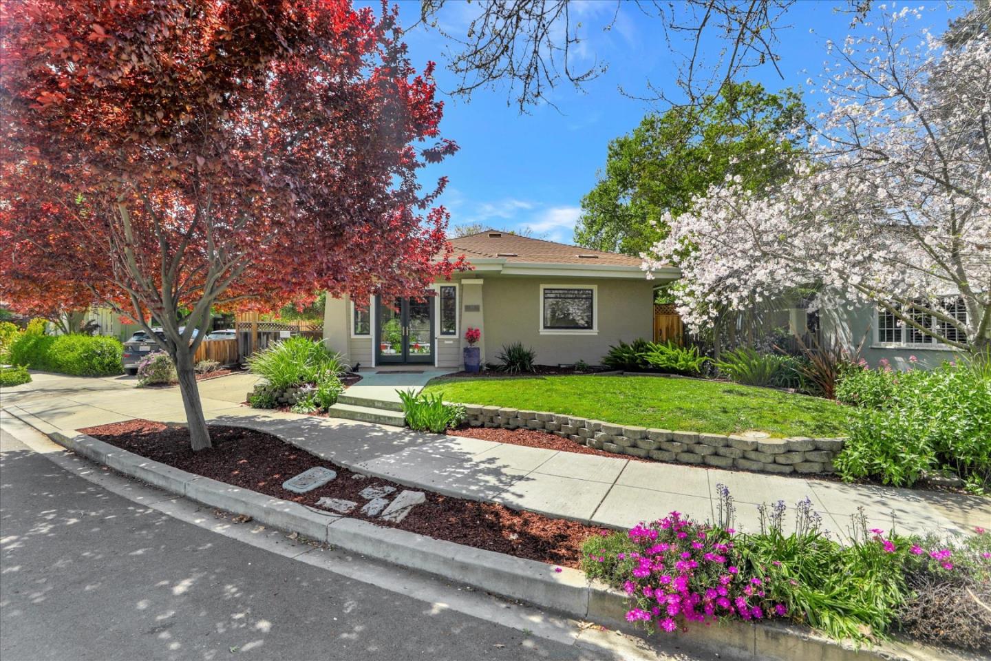 Neighborhood-34