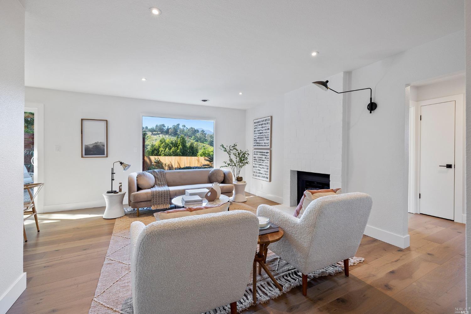 Neighborhood Neighborhood-5