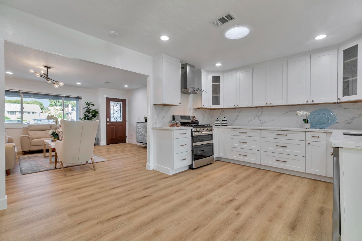 Neighborhood Neighborhood-7