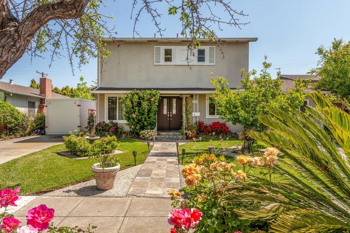 Neighborhood Neighborhood-108