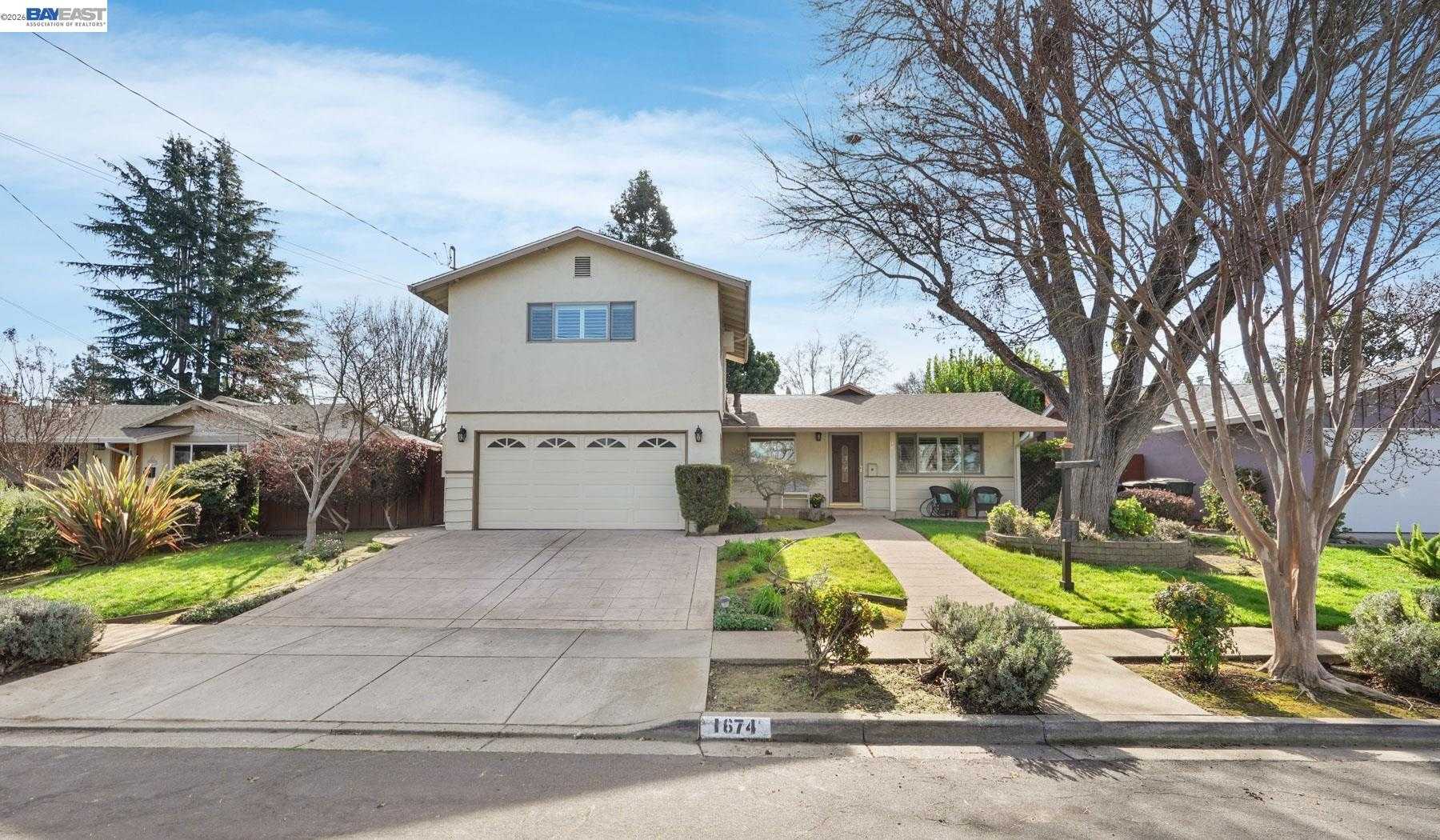 Neighborhood-19