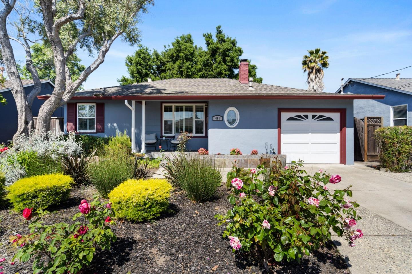 Neighborhood Neighborhood-30