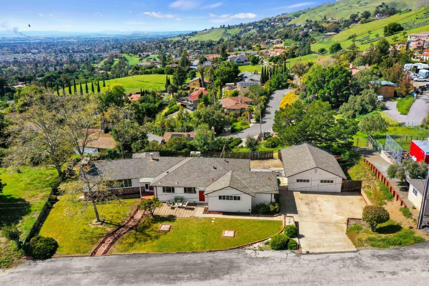 Neighborhood Neighborhood-4