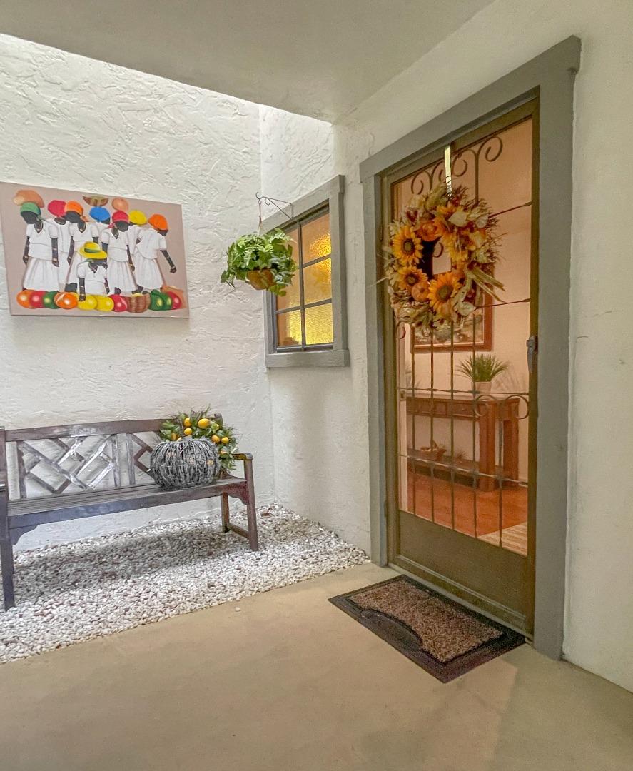 Neighborhood Neighborhood-116