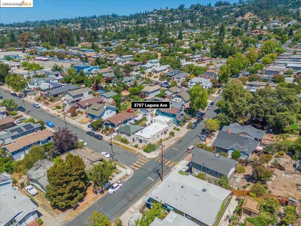 Neighborhood Neighborhood-32