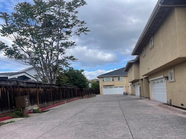 Neighborhood Neighborhood-10