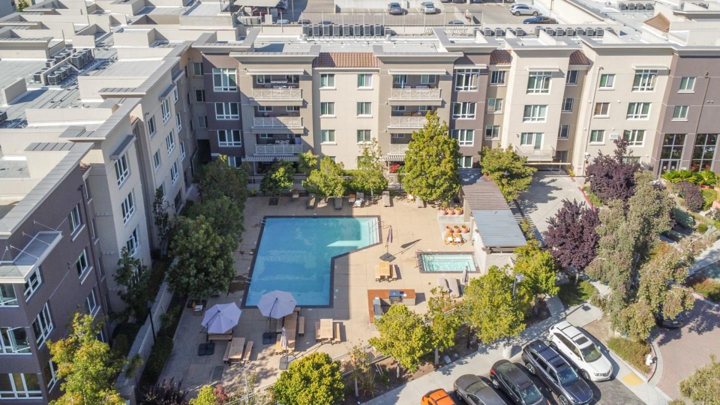 Neighborhood Neighborhood-75