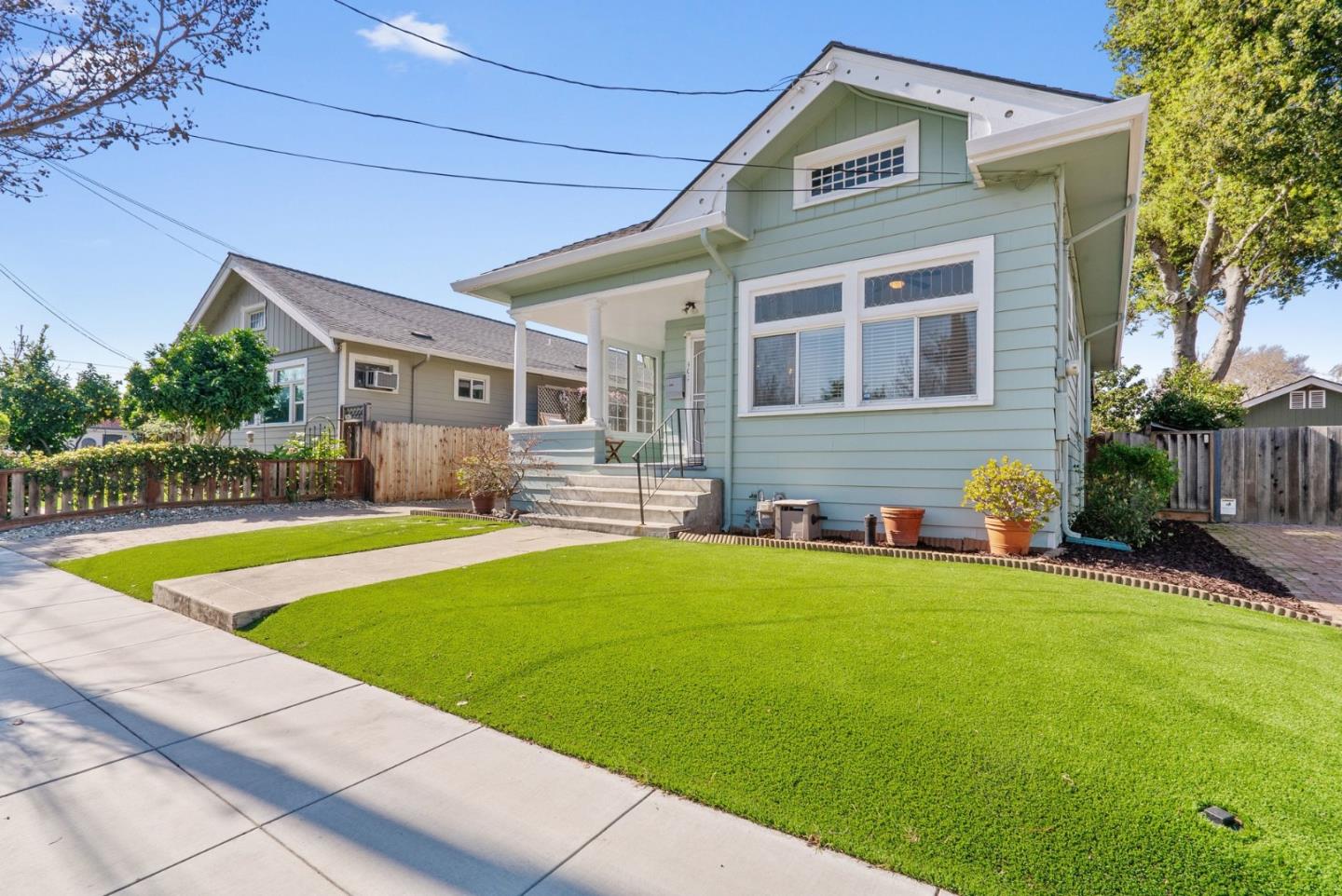 Neighborhood-35