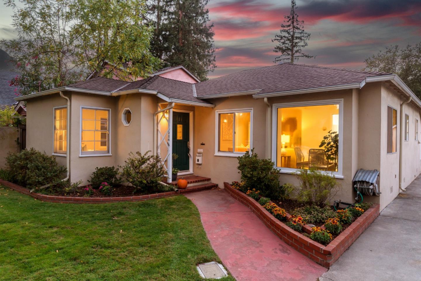 Neighborhood Neighborhood-14