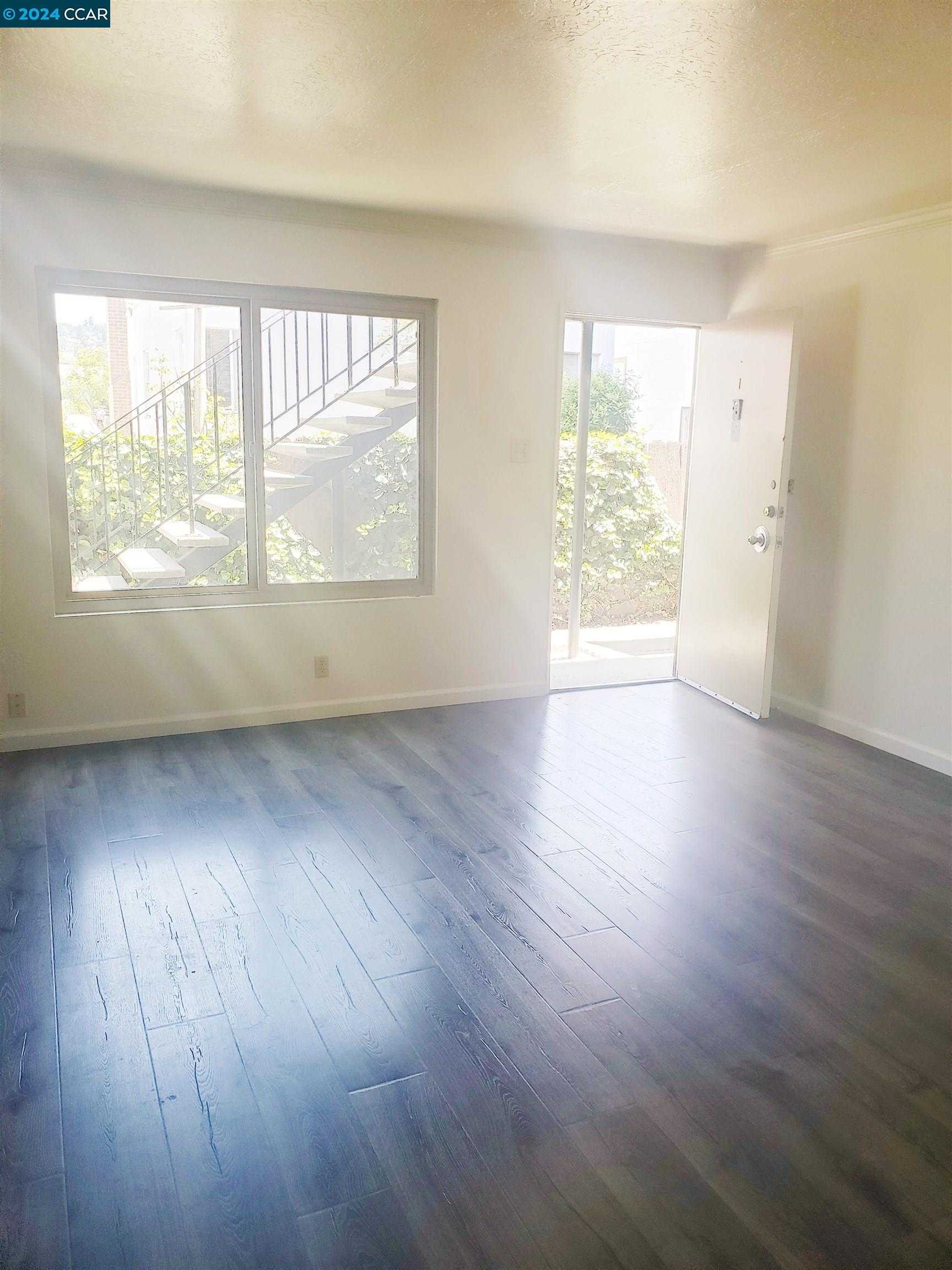 Neighborhood Neighborhood-5