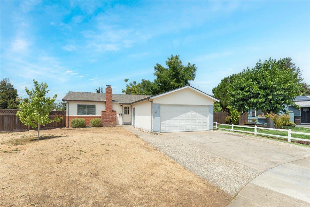 Neighborhood Neighborhood-68