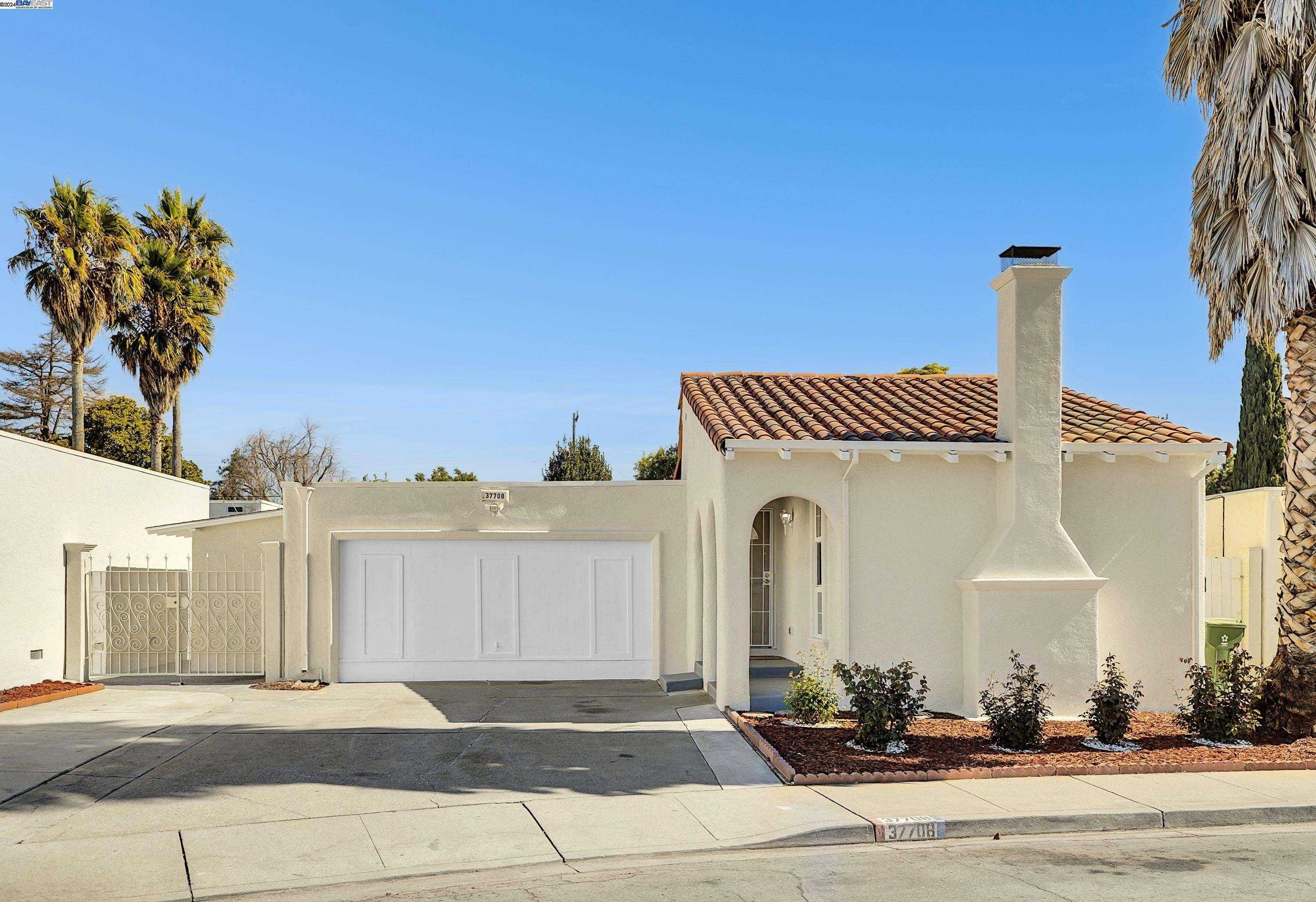 Neighborhood Neighborhood-10