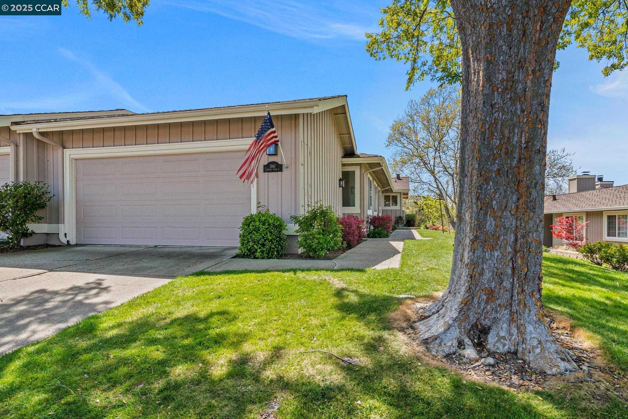 Neighborhood Neighborhood-23