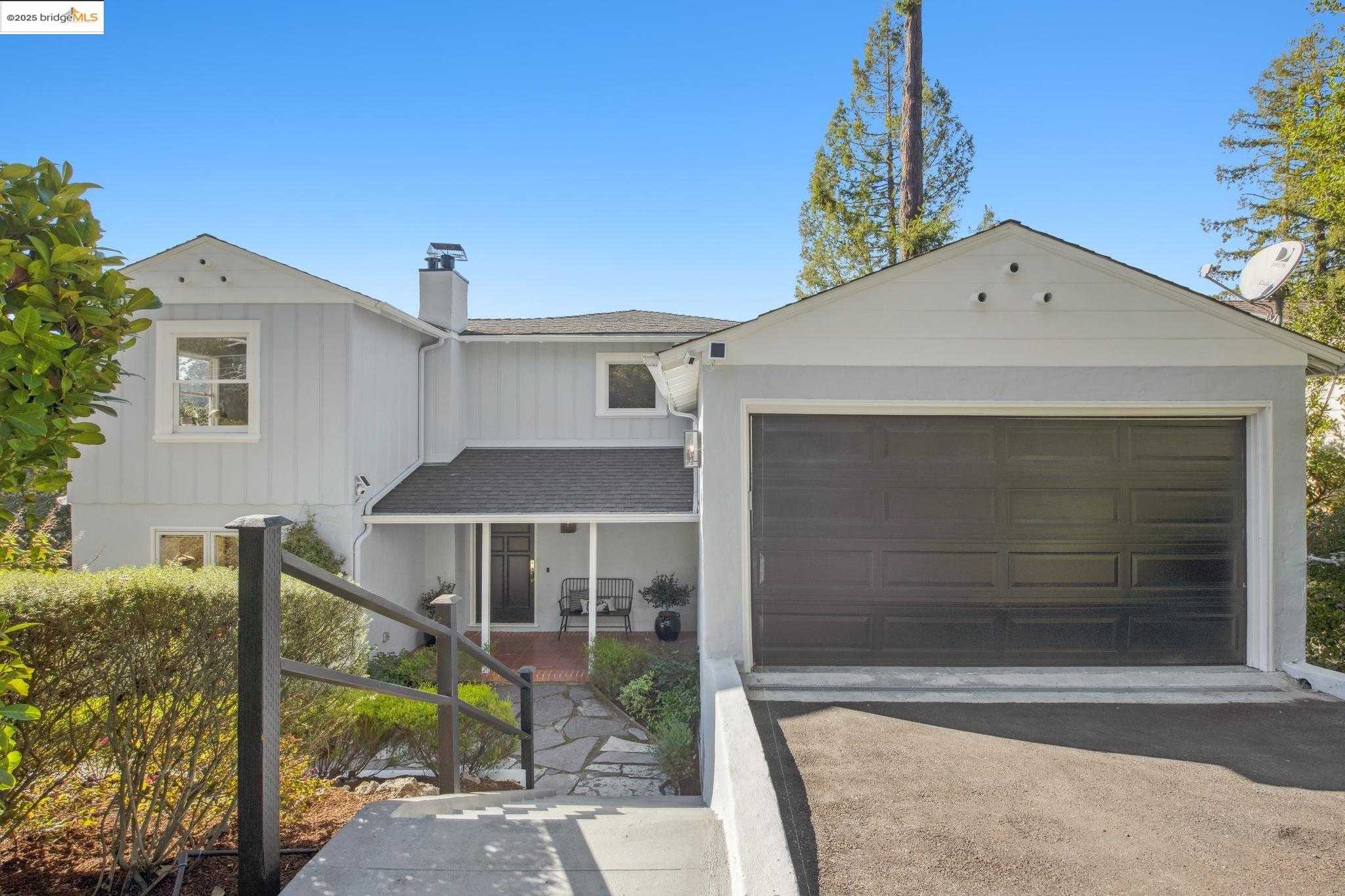 Neighborhood Neighborhood-5