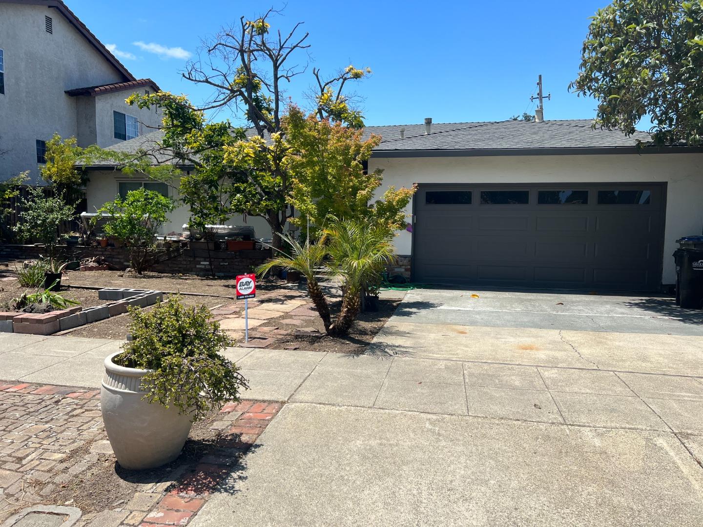 Neighborhood Neighborhood-10