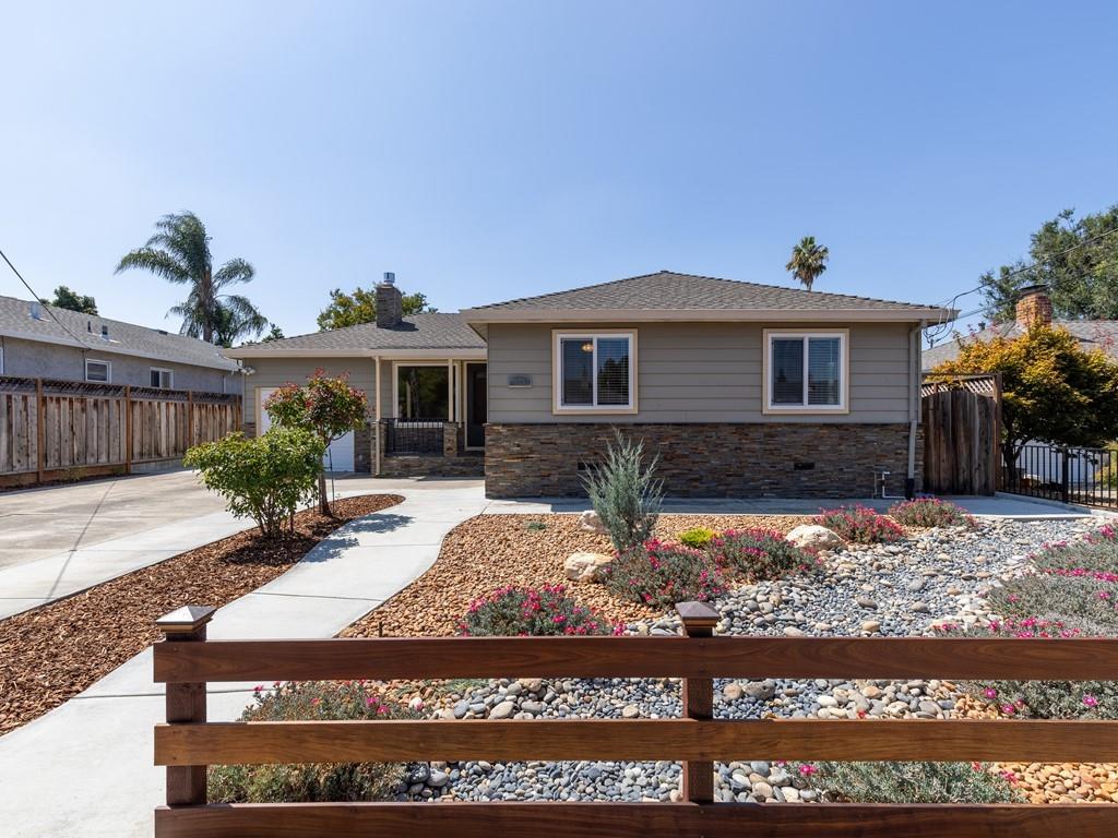 Neighborhood Neighborhood-25