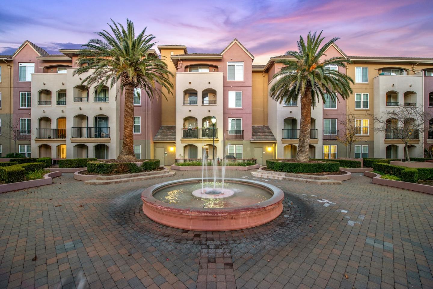 Neighborhood Neighborhood-105