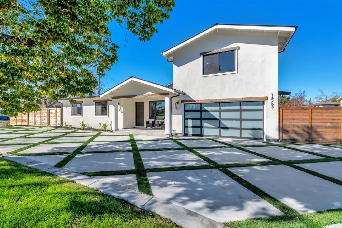 Neighborhood Neighborhood-19