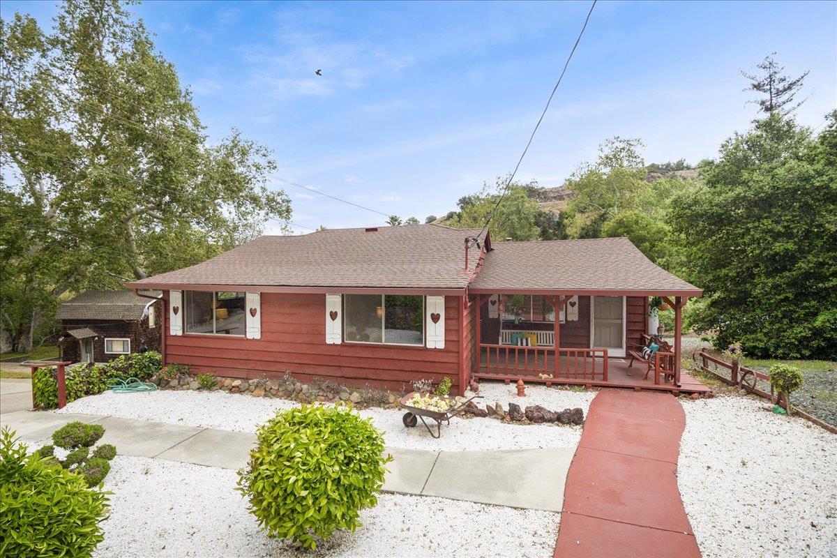 Neighborhood Neighborhood-73