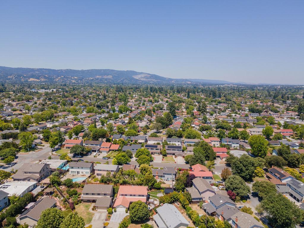 Neighborhood Neighborhood-24