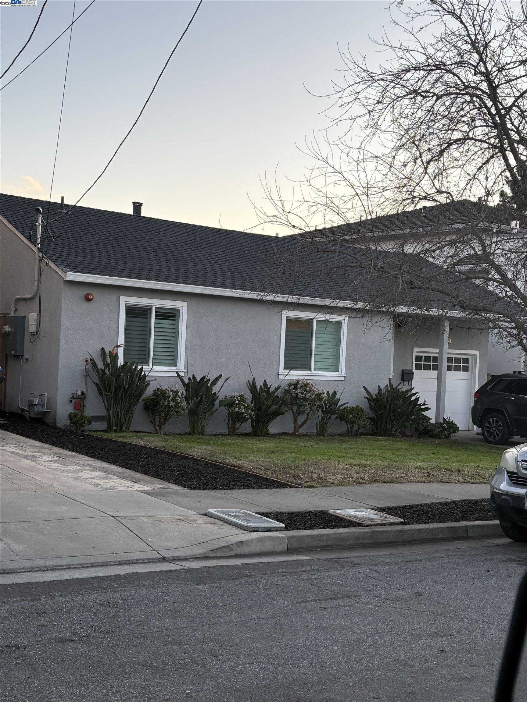 Neighborhood Neighborhood-9