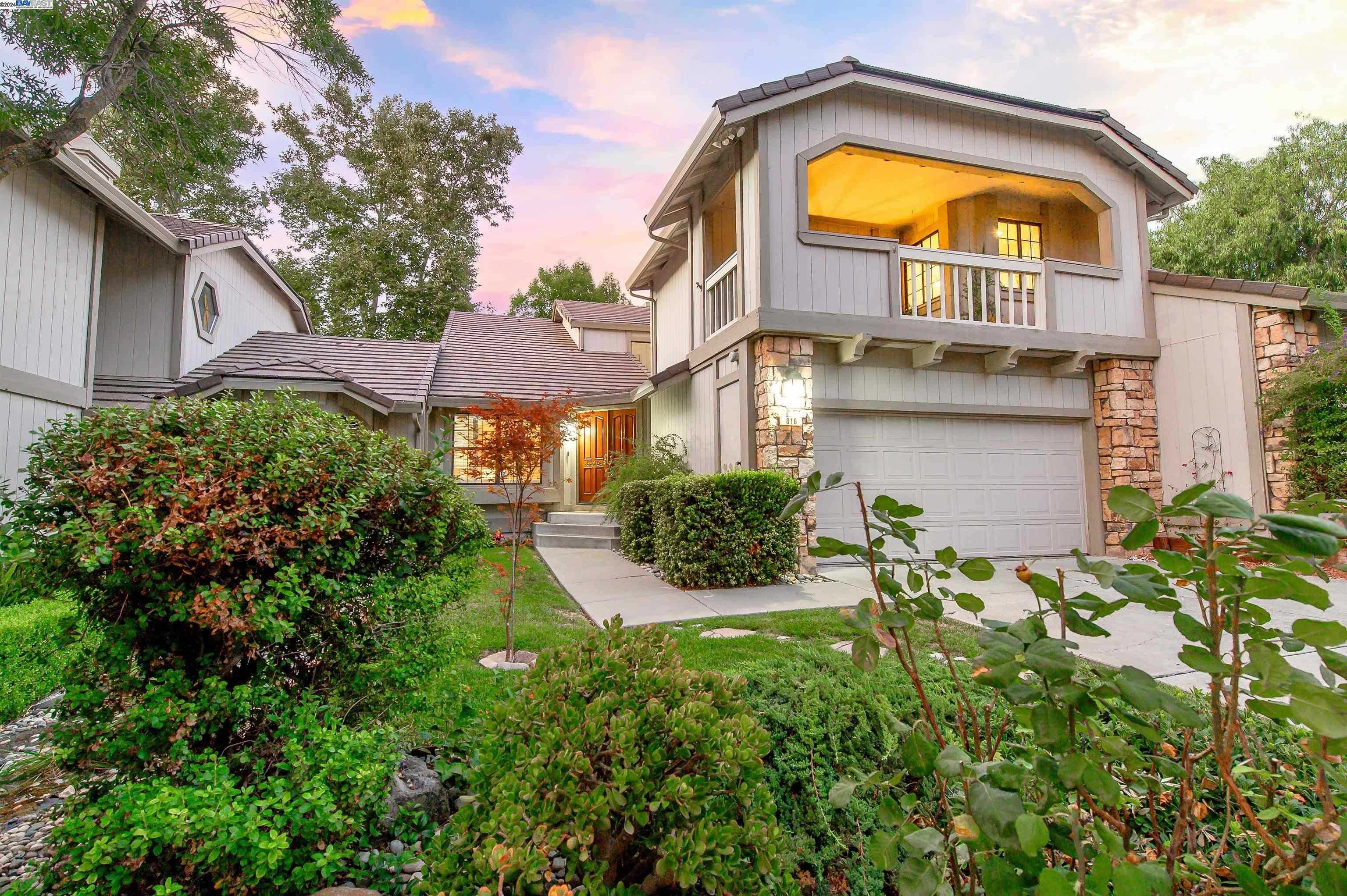 Neighborhood Neighborhood-4