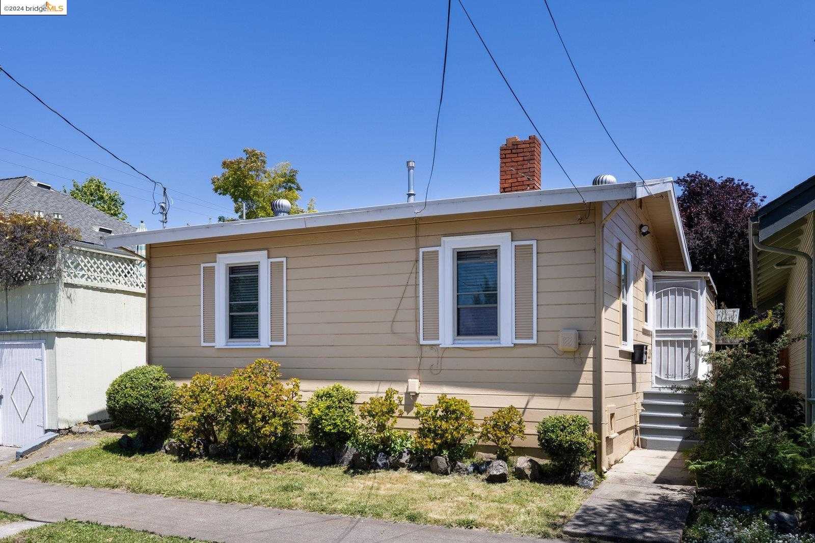 Neighborhood Neighborhood-13