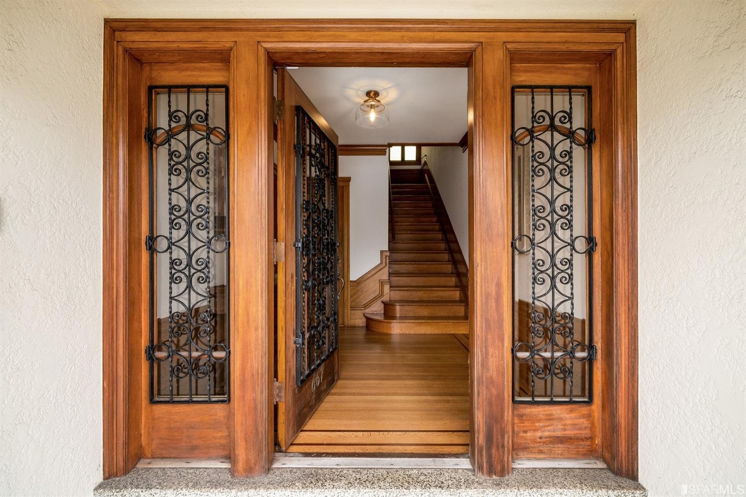 Neighborhood Neighborhood-163