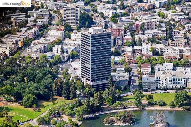 Neighborhood Neighborhood-32