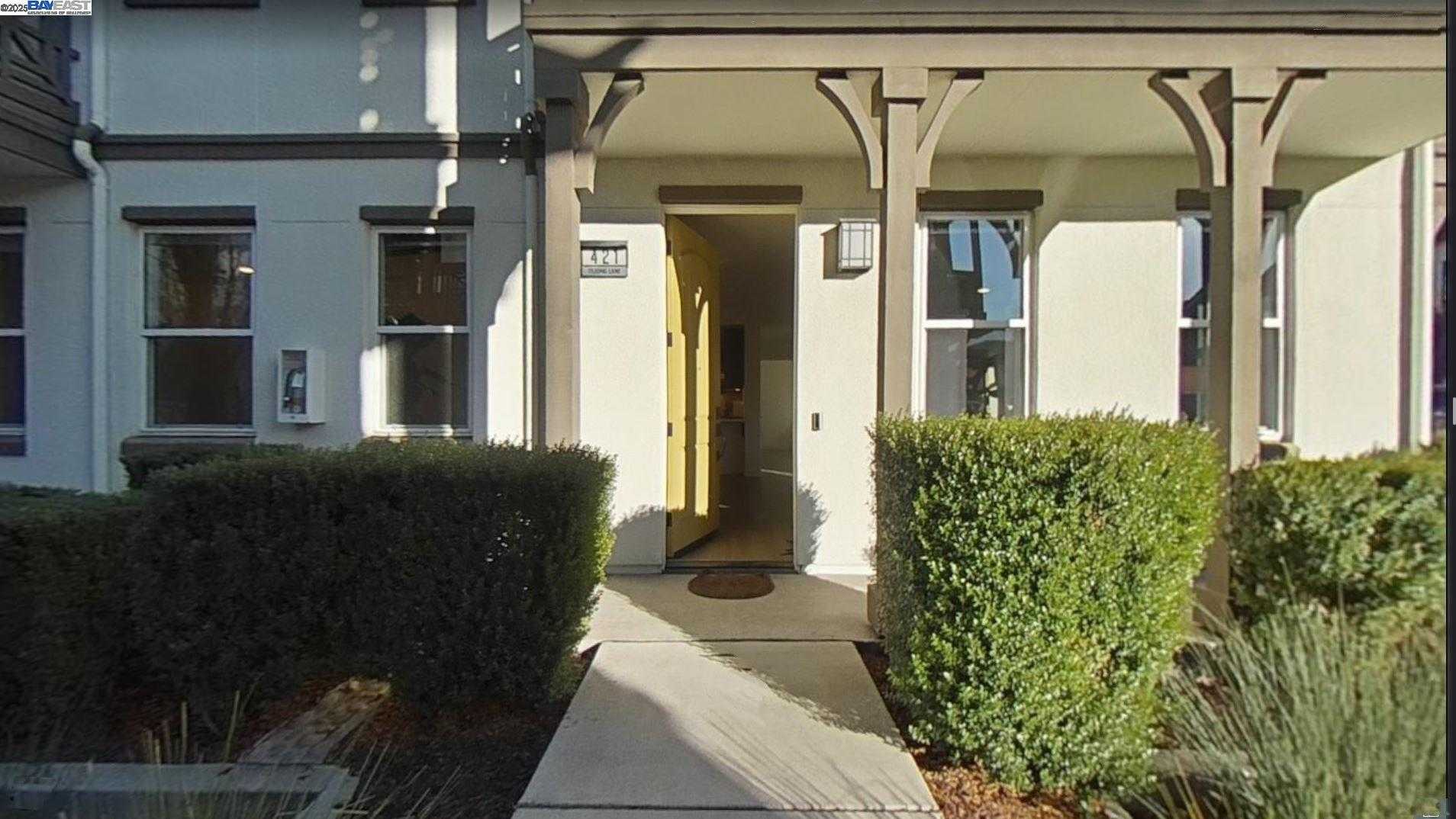 Neighborhood Neighborhood-30