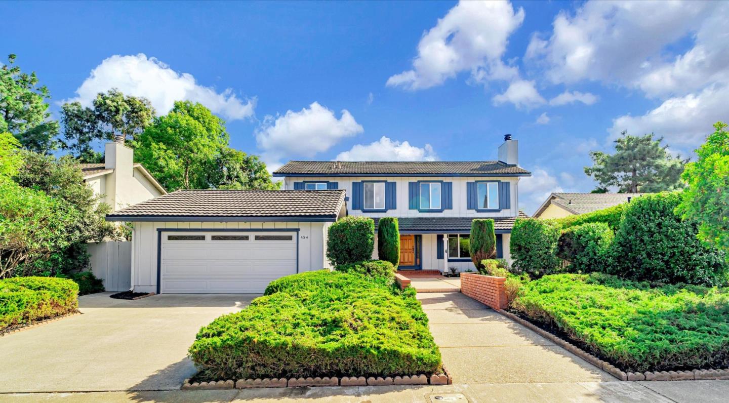 Neighborhood Neighborhood-38