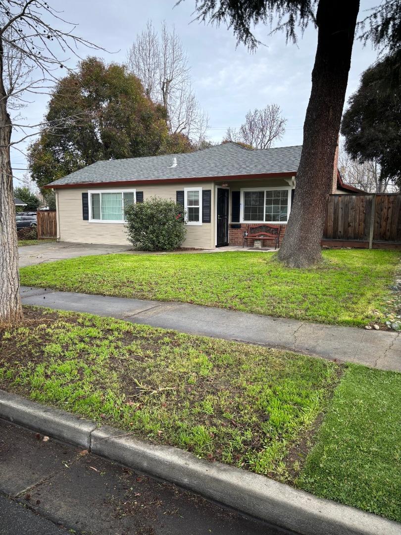 Neighborhood Neighborhood-60