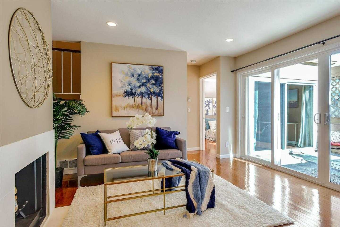 Neighborhood Neighborhood-100