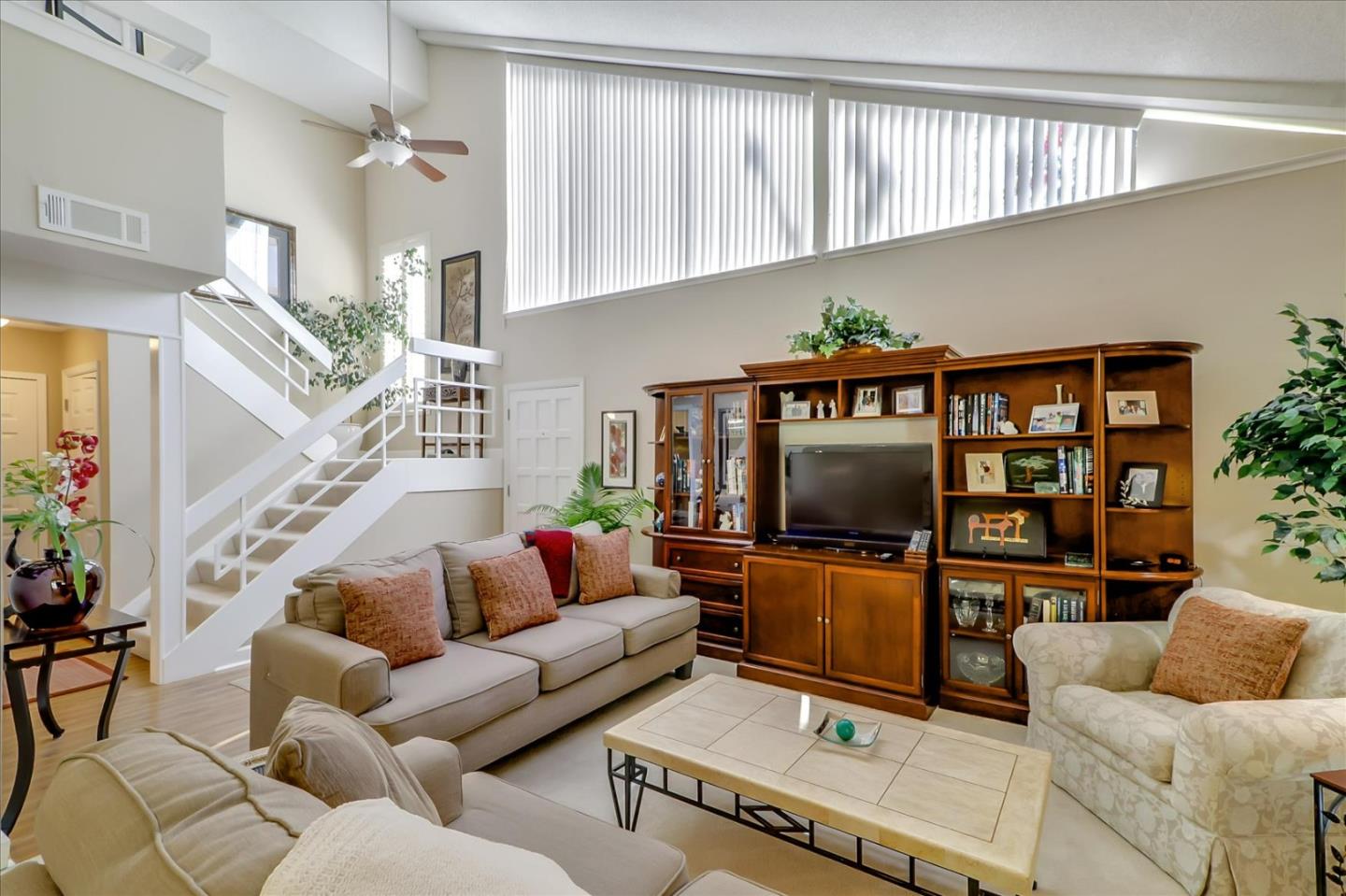 Neighborhood Neighborhood-21