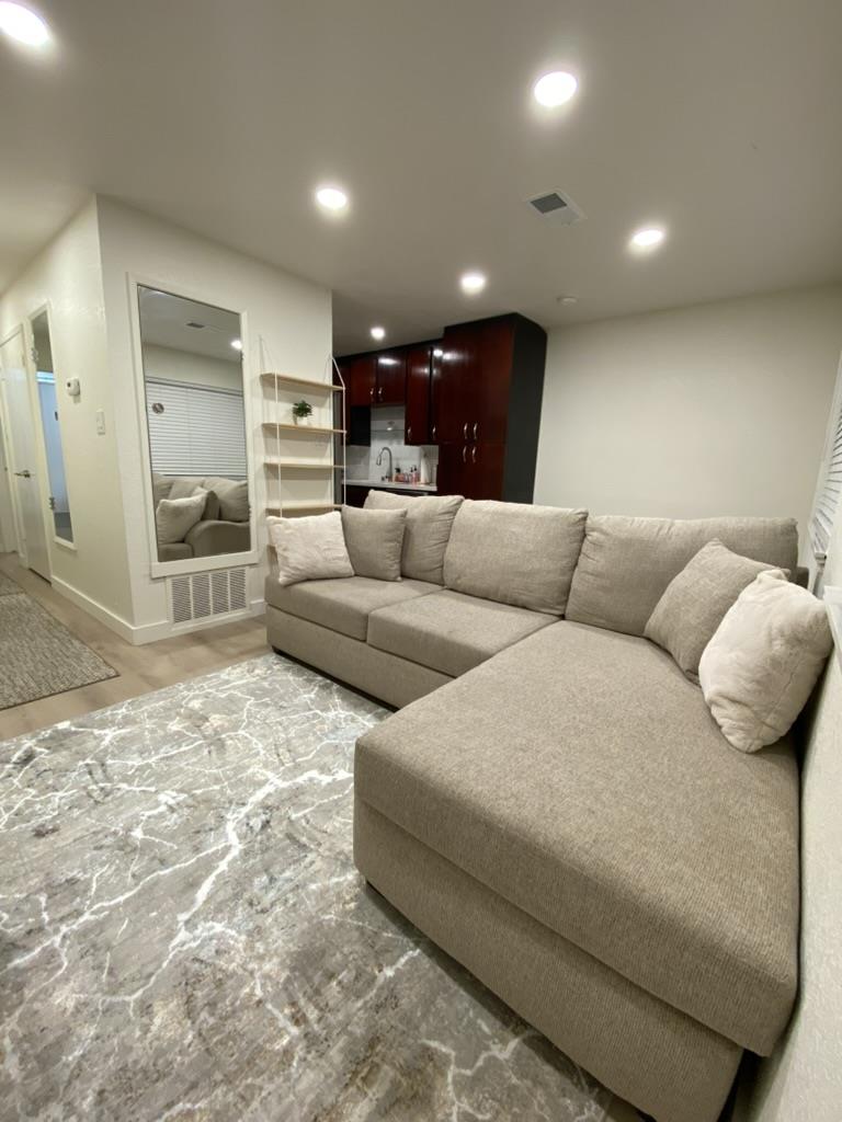 Neighborhood-10
