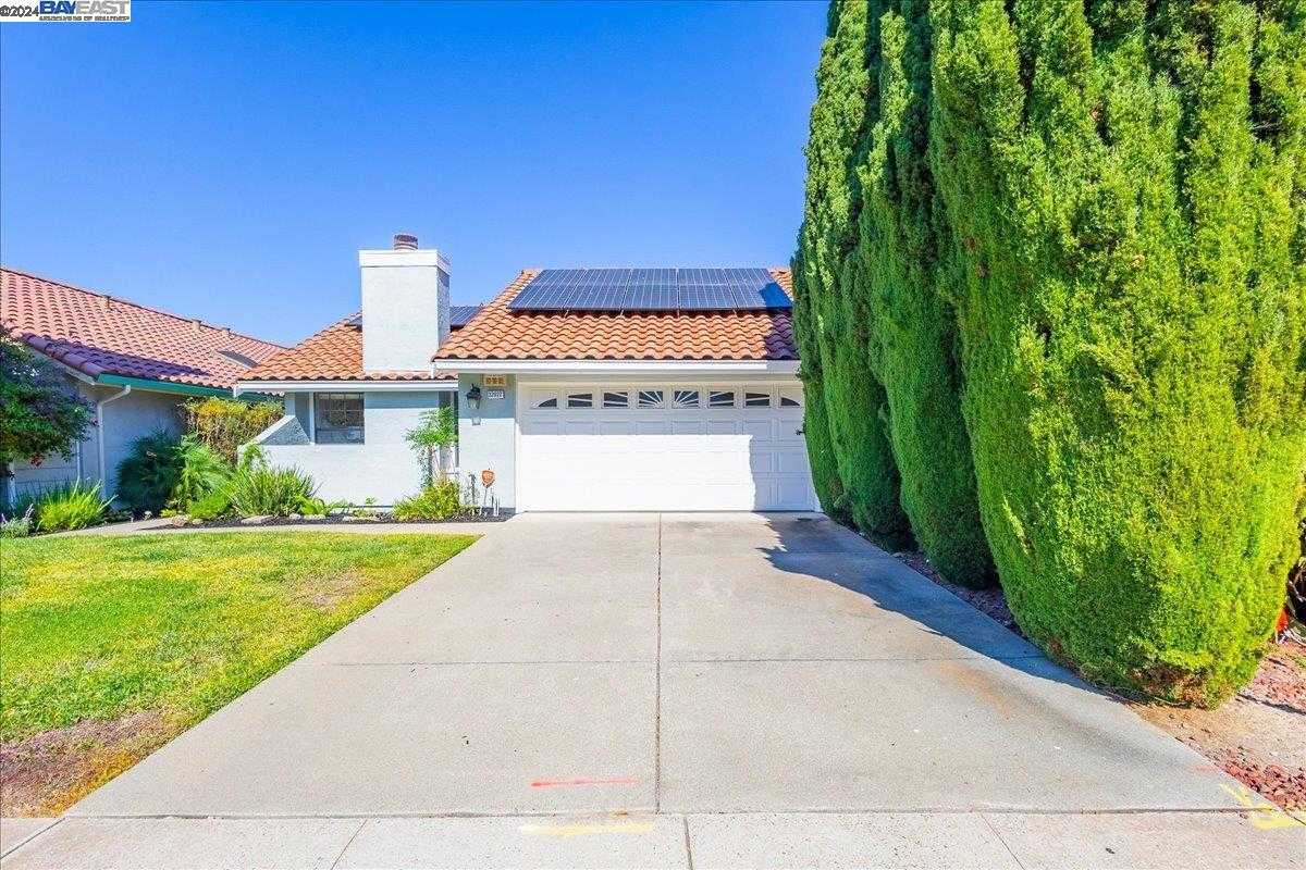 Neighborhood Neighborhood-3