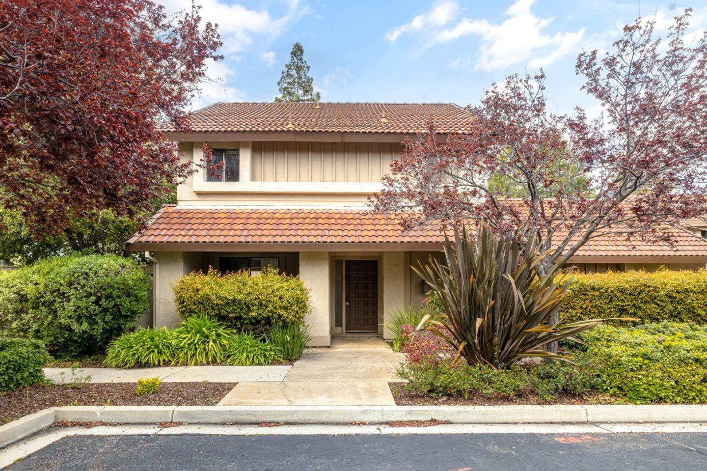 Neighborhood Neighborhood-6