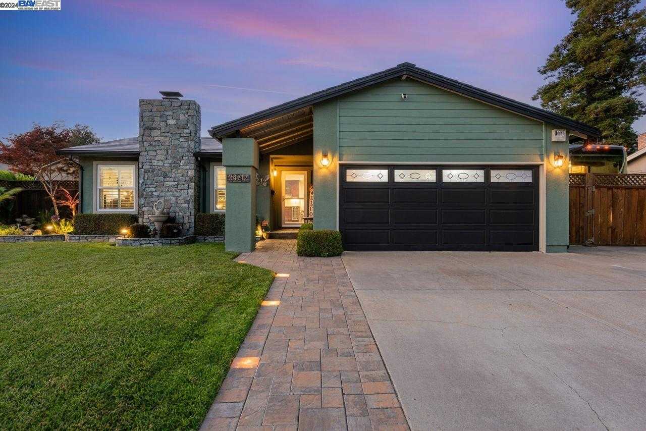 Neighborhood Neighborhood-7