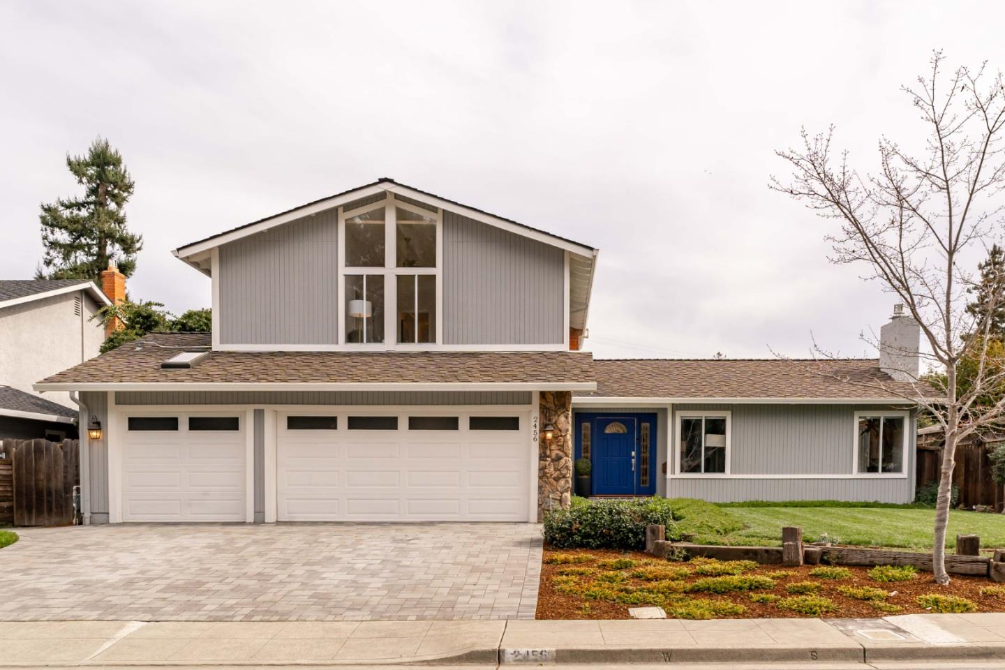 Neighborhood Neighborhood-4