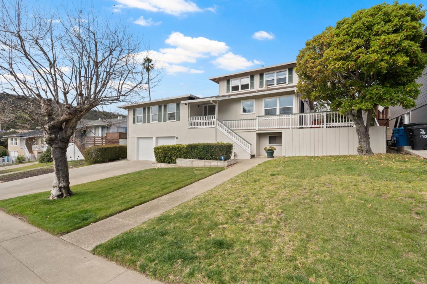 Neighborhood Neighborhood-34