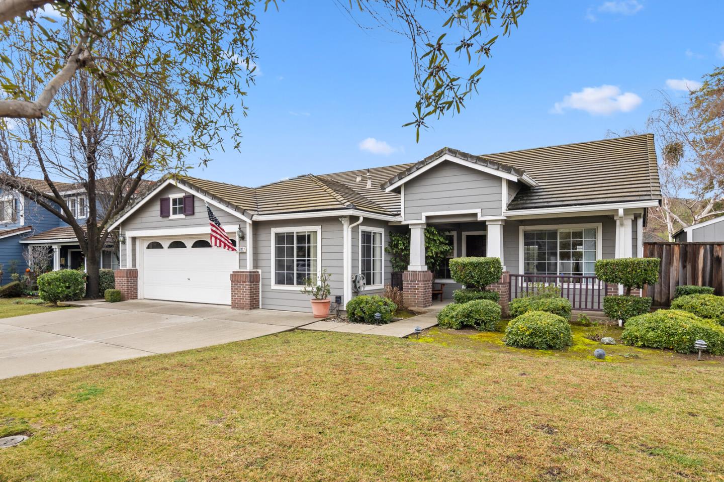 Neighborhood Neighborhood-6