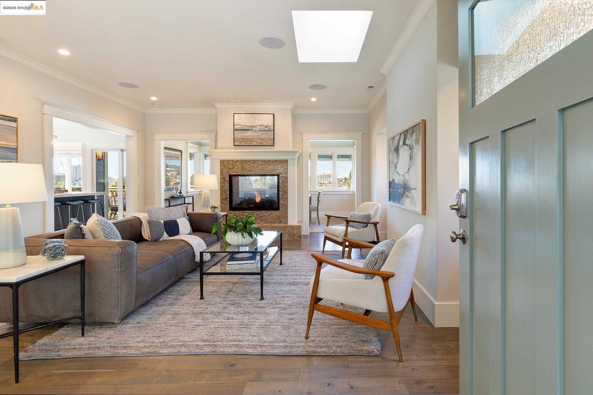 Neighborhood Neighborhood-28