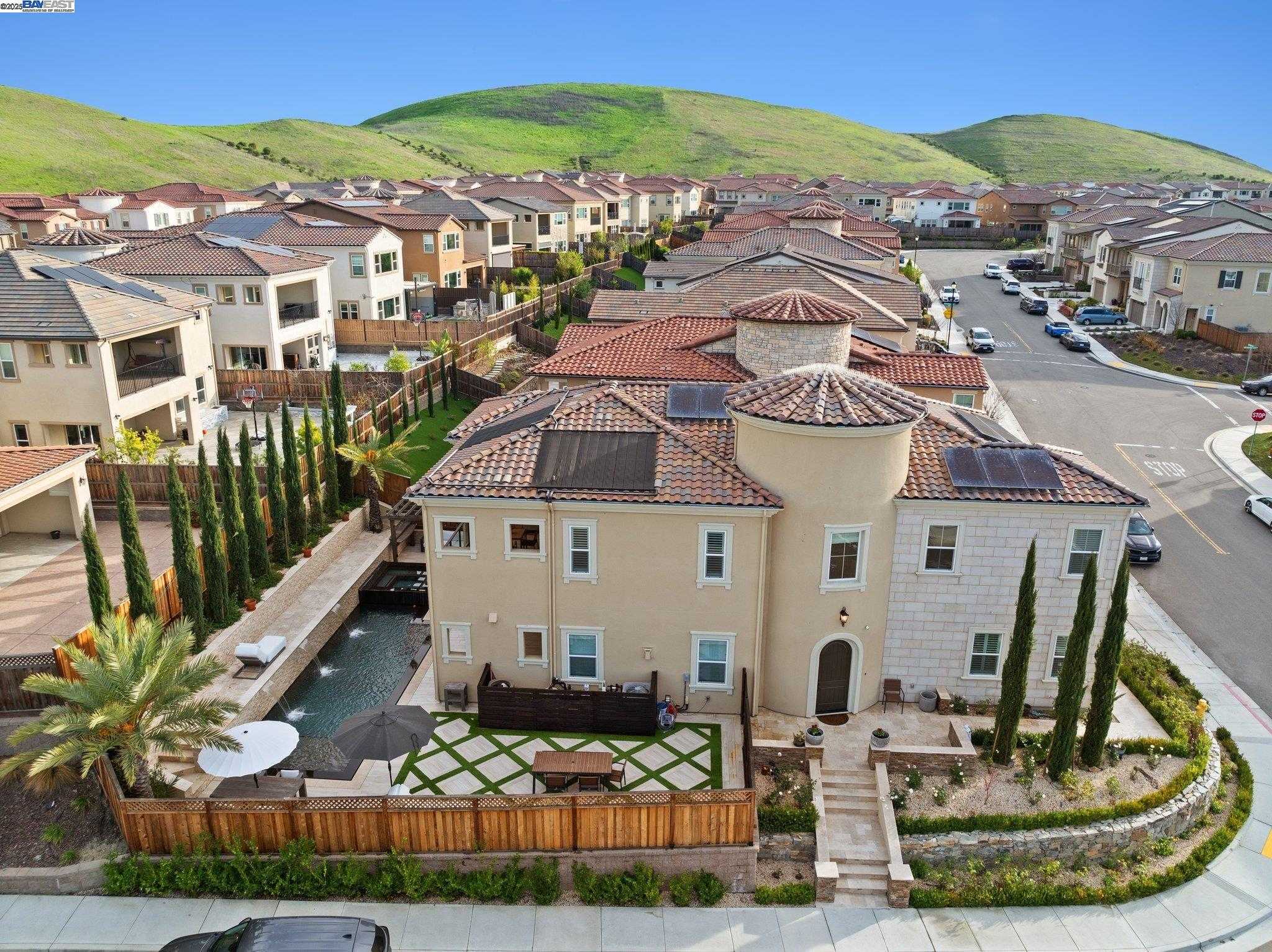 Neighborhood Neighborhood-2