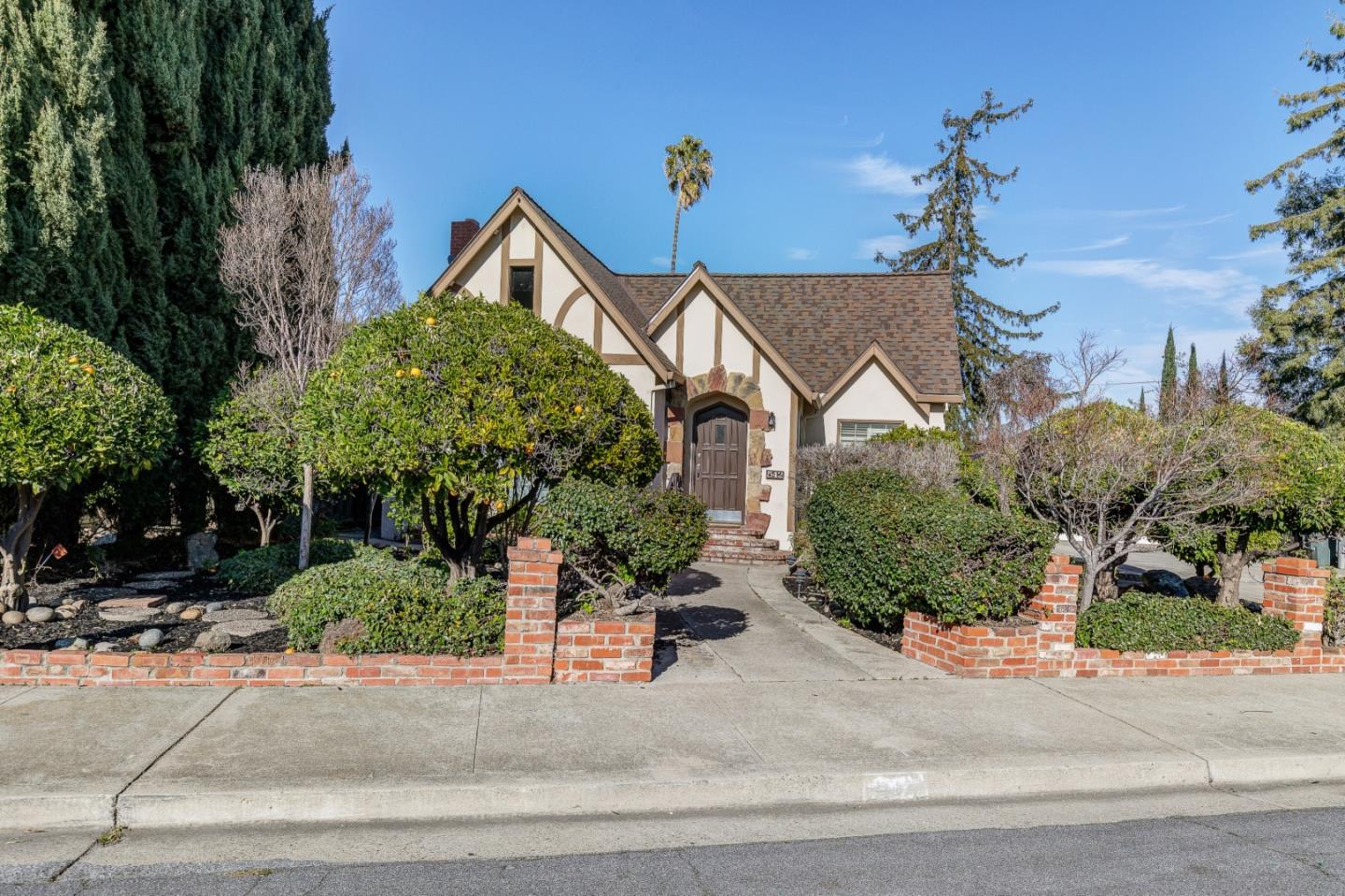 Neighborhood Neighborhood-54