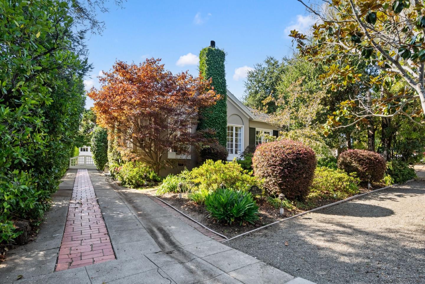 Neighborhood Neighborhood-7